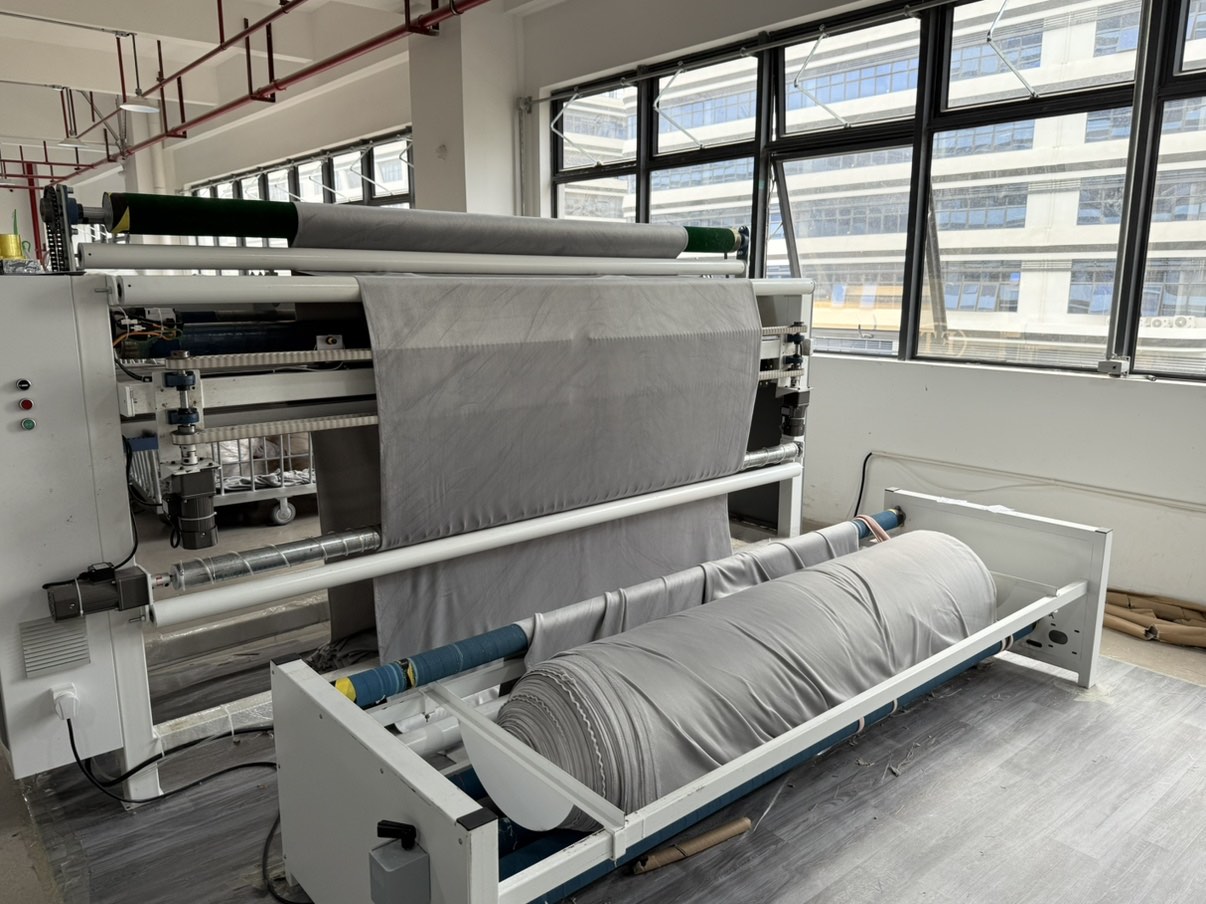 Automated heating wire layout during OEM electric blanket production